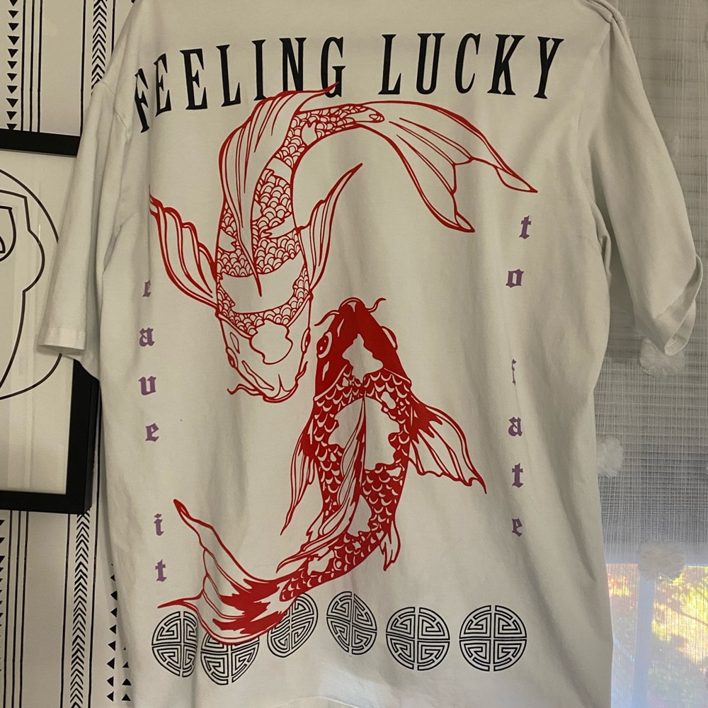Adika graphic t shirt